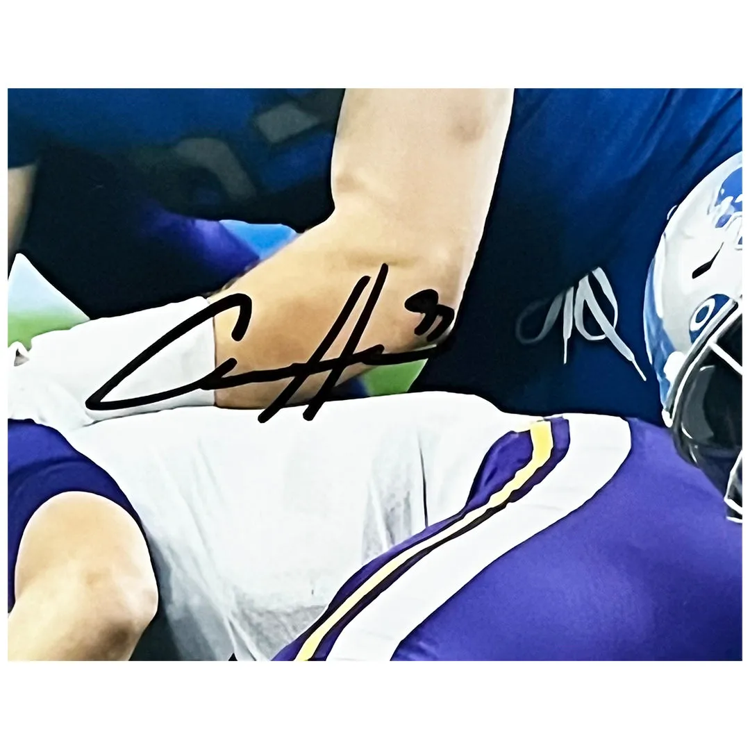 Aidan Hutchinson Signed Detroit vs Vikings Football 16x20 Photo (Beckett)