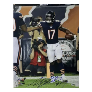 Anthony Miller Autographed Chicago Bears Football 16x20 Photo (Beckett)