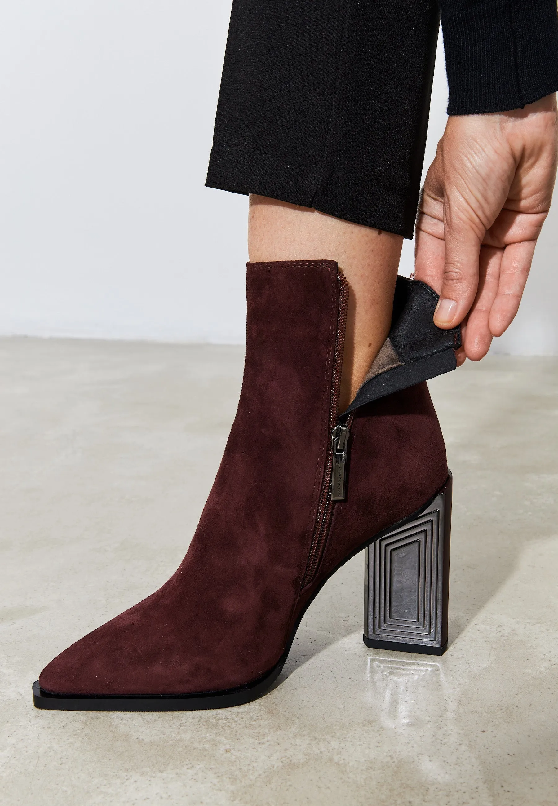 Classic Leather Ankle Boots - Bordeaux