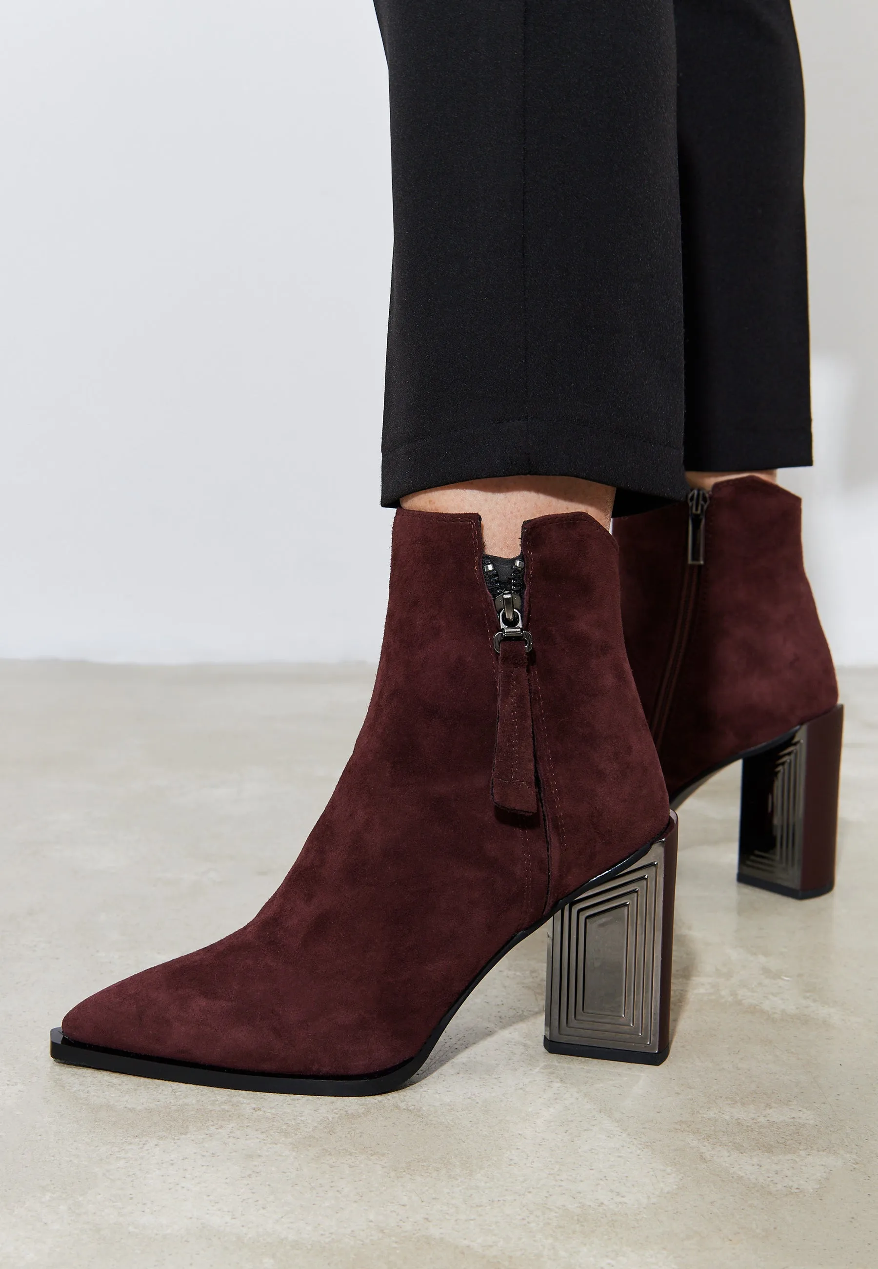 Classic Leather Ankle Boots - Bordeaux