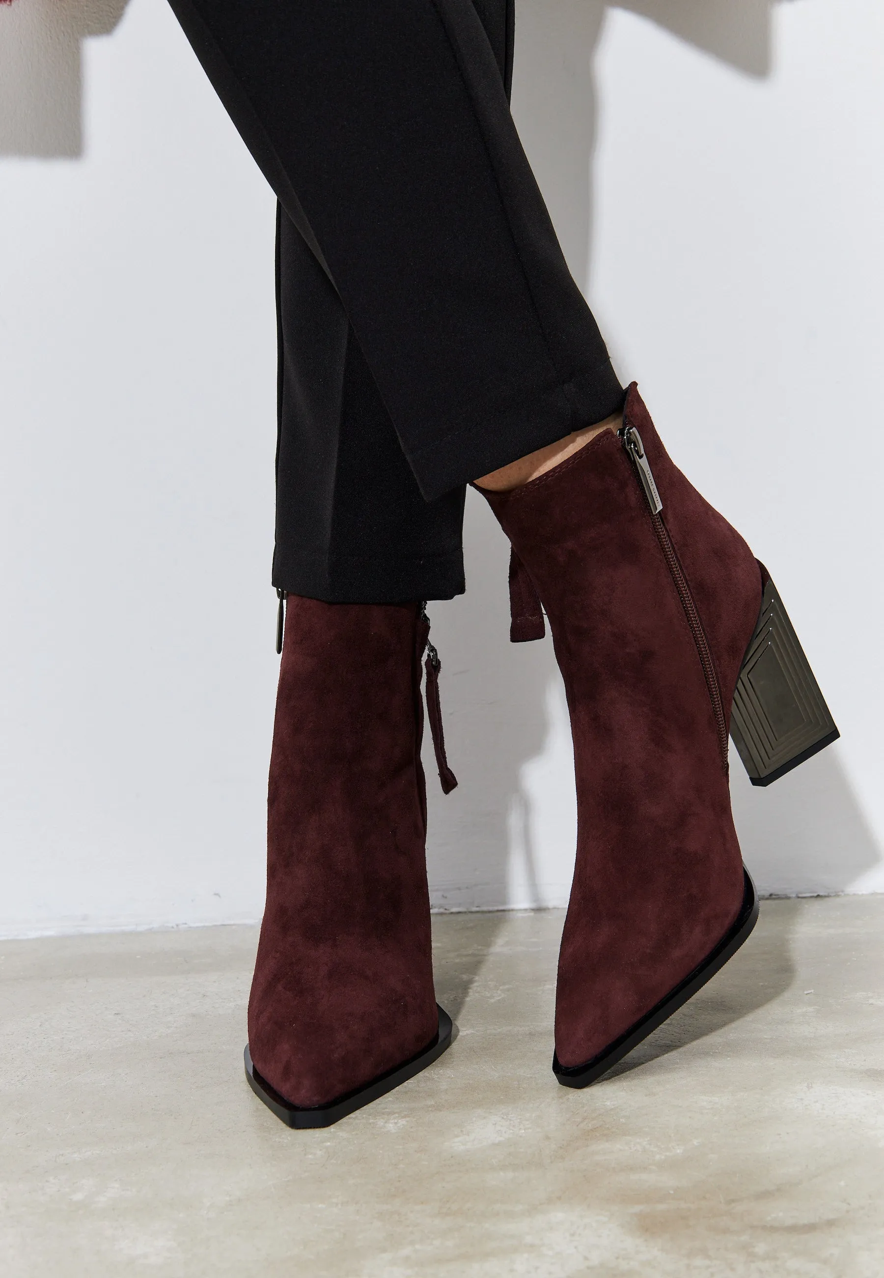 Classic Leather Ankle Boots - Bordeaux