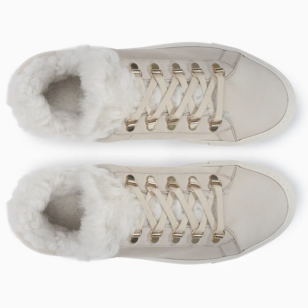 Gavia in Cloud Shearling