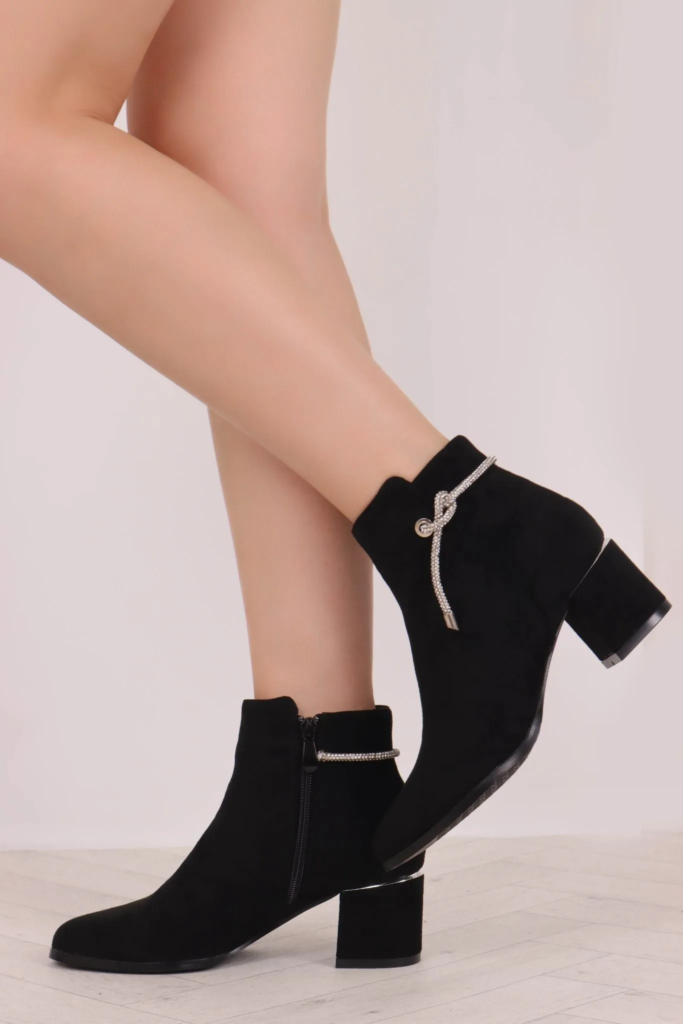 Gaynor Low Heeled Ankle Boots - Black