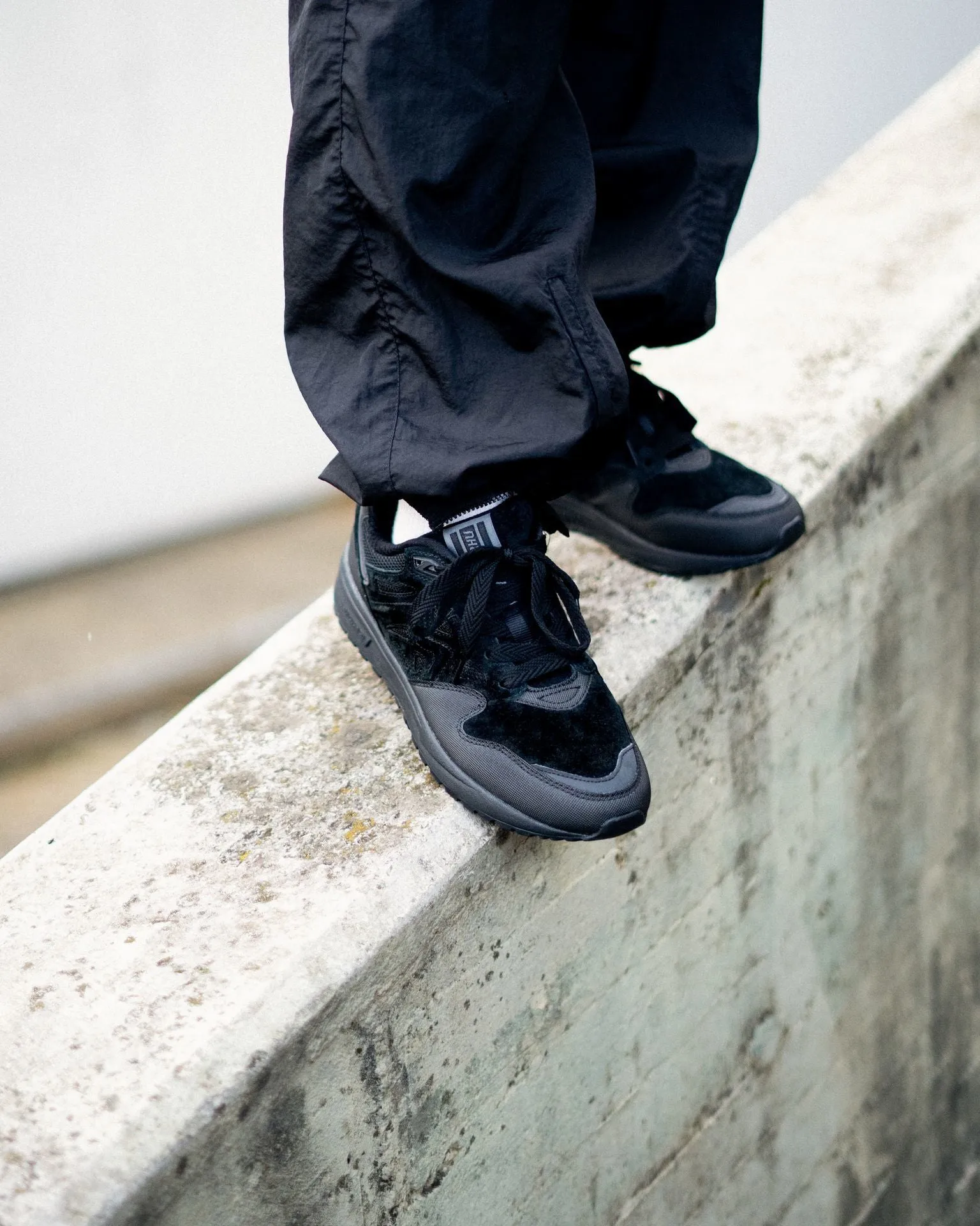 LEGACY 96 - JET BLACK / JET BLACK