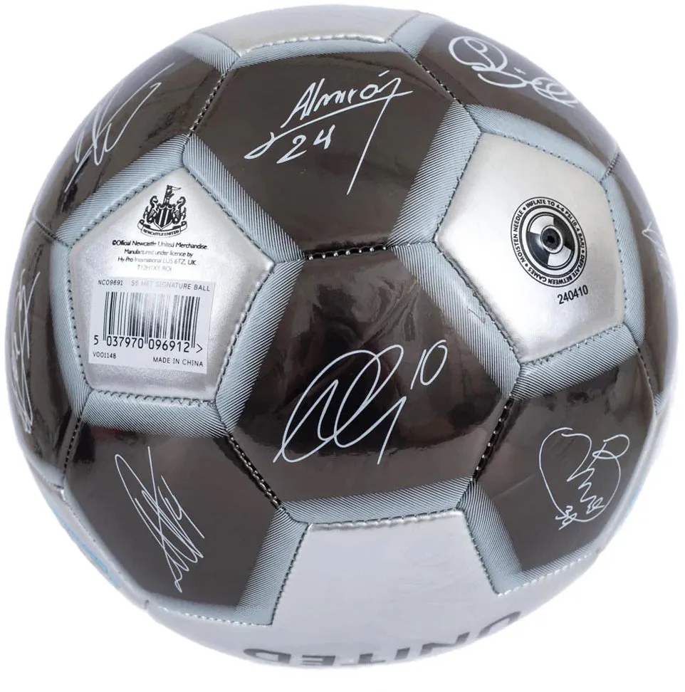 Newcastle United Signature Football - Black