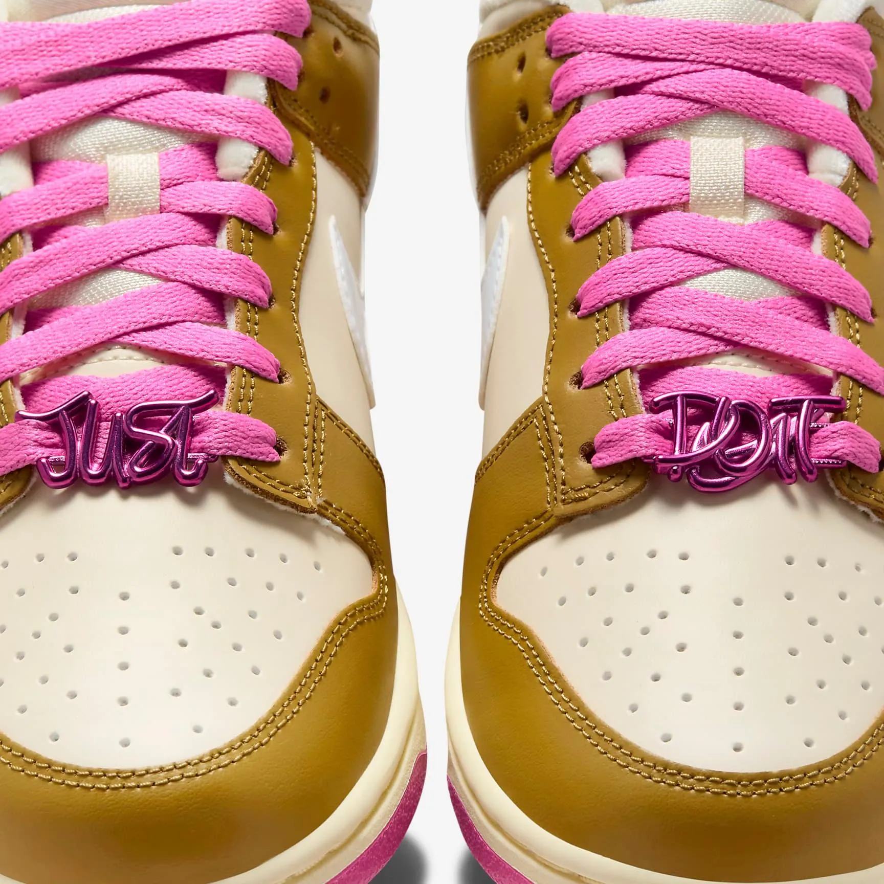 Nike Women's Dunk Low SE Shoes - Bronzine / Pink / Alabaster / Coconut Milk