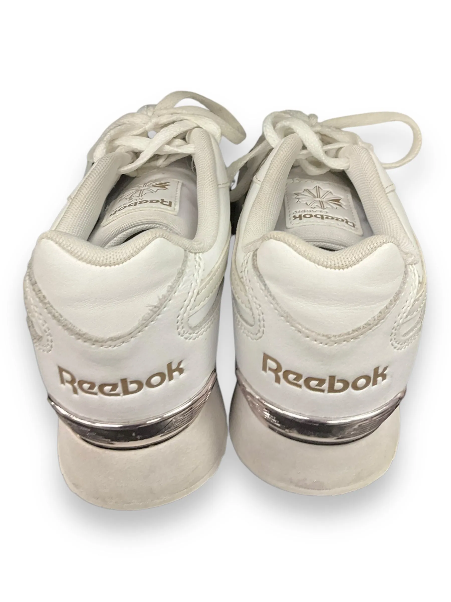 Shoes Athletic By Reebok In White, Size: 7.5