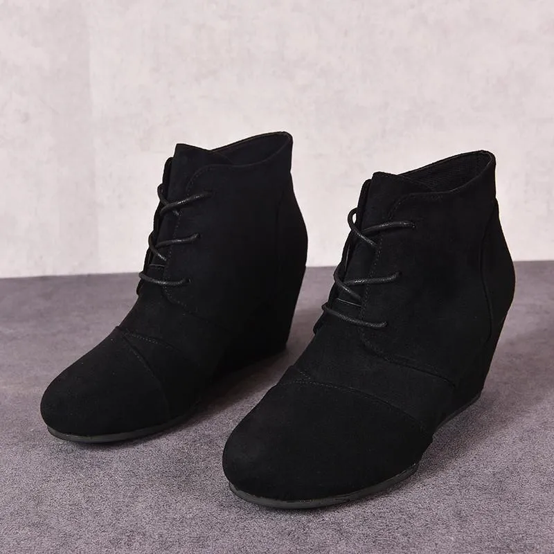 Women ankle short round toe lace up wedge boots